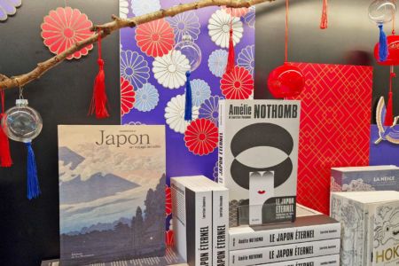 vitrine-scenographie-theme-japon-japonais-librairie-noel-la-ruche-3