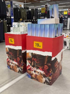 Agencement-branding-stand-merchandising-decathlon-noel2025-sweetpea-23