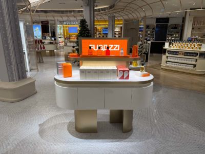 Agencement-branding-stand-merchandising-fugazzi-samaritaine-sweetpea-14