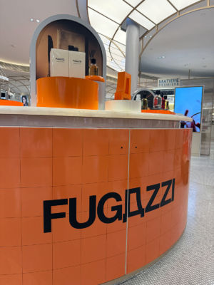 Agencement-branding-stand-merchandising-fugazzi-samaritaine-sweetpea-5