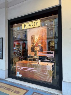 Conceptvitrine-merchandising-ellak-jovoy-sweetpea-5