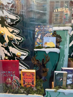 Conceptvitrine-merchandising-noel2025-laruche-sweetpea-4