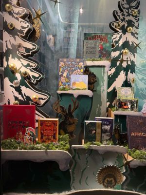 Conceptvitrine-merchandising-noel2025-laruche-sweetpea-6